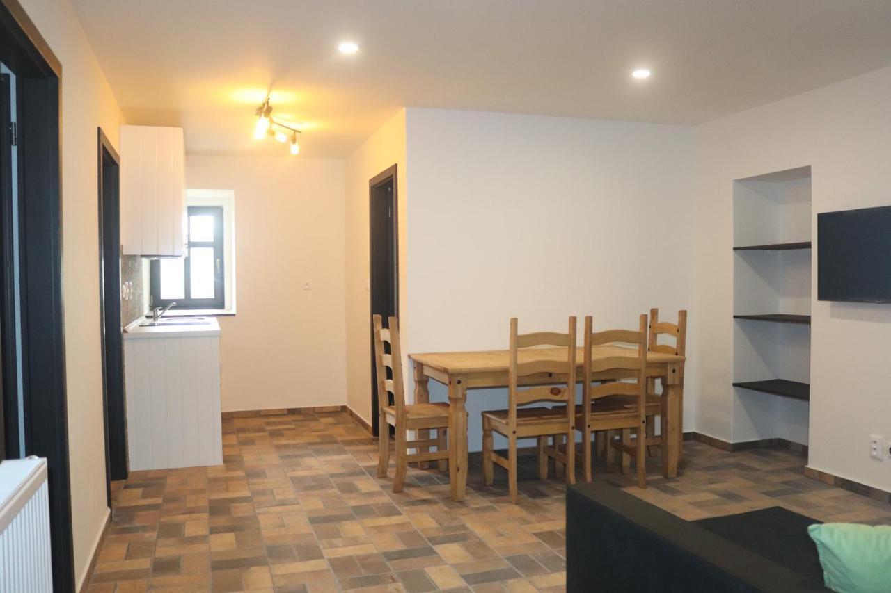 אלברכטיצה ב יזרסקיך הורה Apartmany Kynast מראה חיצוני תמונה